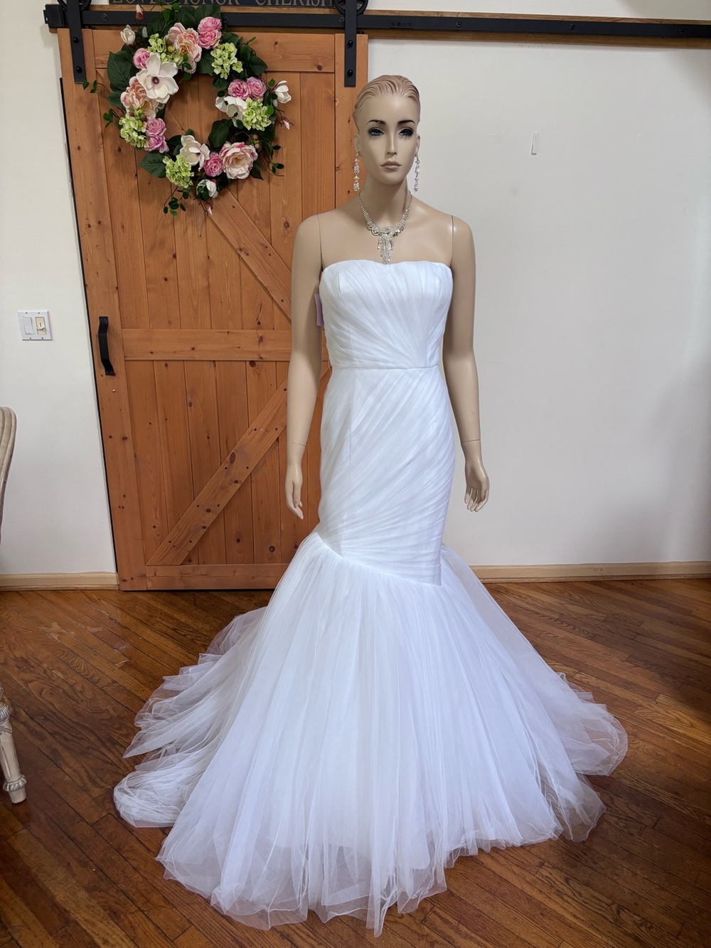 Jasmine Collection White Wedding Gown – Size 10 – New With Tags